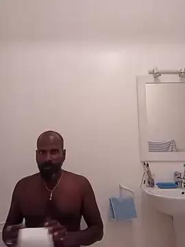 frenchblackc31 on StripChat