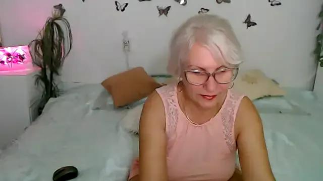 Ghertrude52 on StripChat