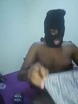 Gifttheskimaskboy on StripChat