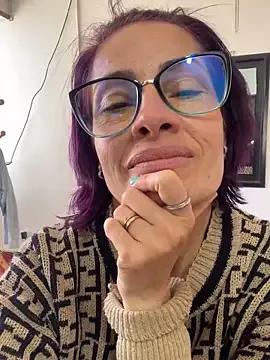 Goddess-Love- on StripChat