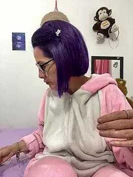 Goddess-Love- on StripChat