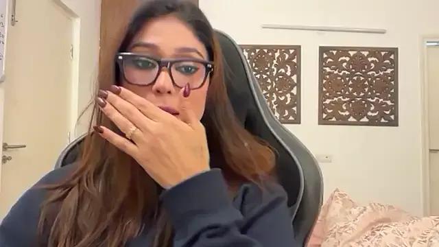 GoddessAnna — dildo fuck ,squirt, bath