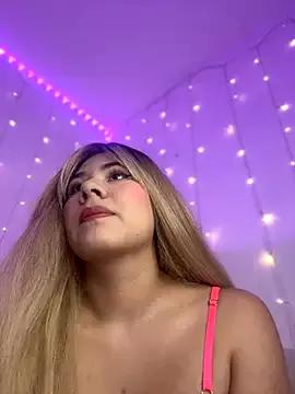 Grecia_21 on StripChat