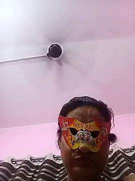 Gullapi on StripChat 