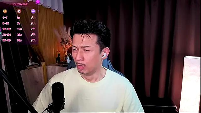 HARU_STRIKE on StripChat