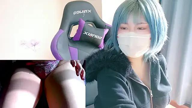 hazuki_8008 on StripChat