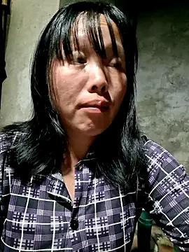 helenzz on StripChat 