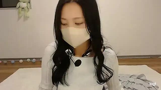 hinano_JP on StripChat