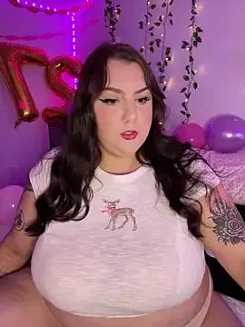 honeyviolet on StripChat