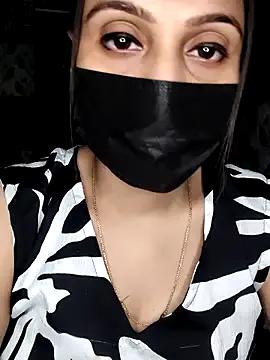 Horny_Shalu on StripChat