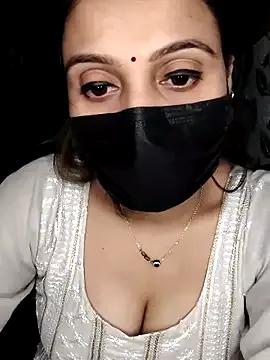 Horny_Shalu on StripChat
