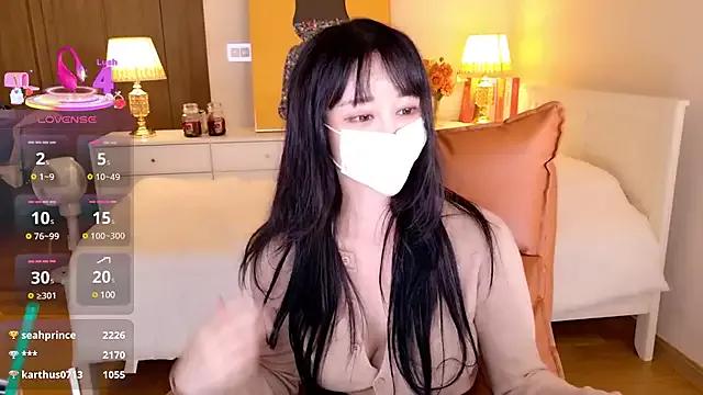 hotseah on StripChat