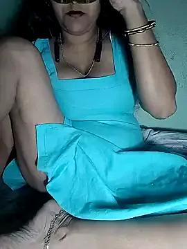 Hotty-Monaa on StripChat