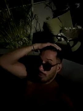 husbandandwifetobe on StripChat