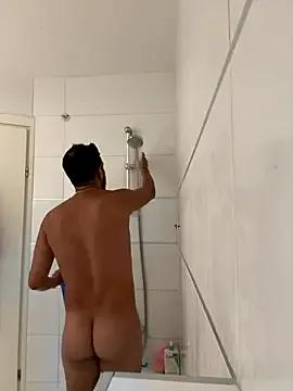 husbandandwifetobe on StripChat