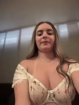 imlindapink on StripChat