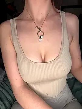 indie-rayne on StripChat