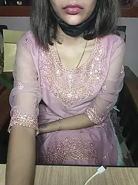 Isha_Sax — Freechat on StripChat