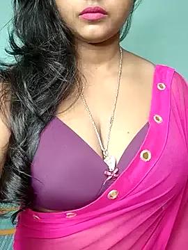 Ishu_Lovee on StripChat