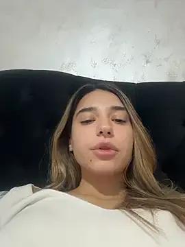 ItalianGirl's avatar