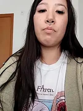 Japabaixinha on StripChat