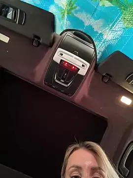 jasminesummer on StripChat