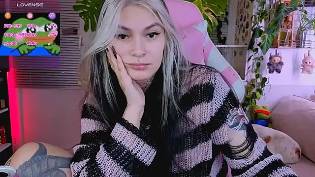 jelya_sg on StripChat