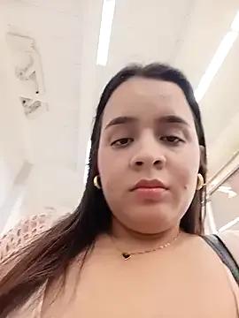 Julieth_hot-69 on StripChat