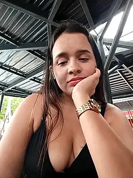Julieth_hot-69 on StripChat