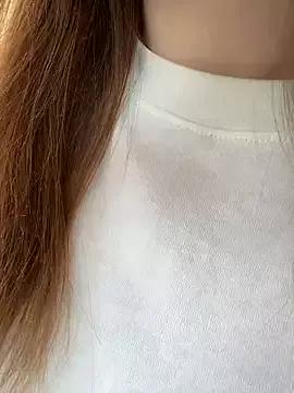 justmilaa on StripChat