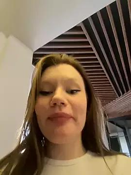 justmilaa on StripChat