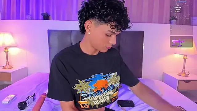 Kai_riptide on StripChat