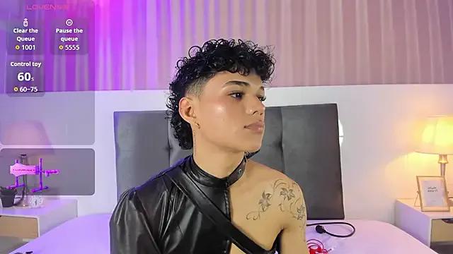 Kai_riptide on StripChat