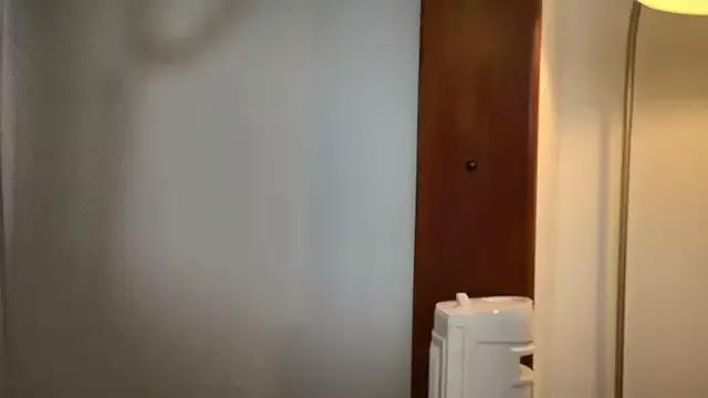 karina_warthon on StripChat