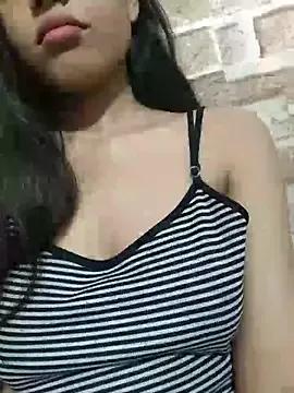 KARISHMA-STRIP on StripChat