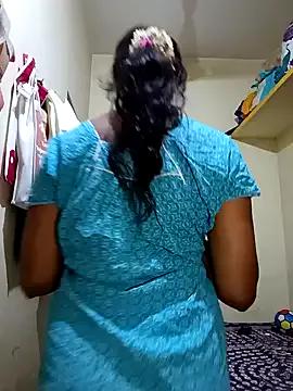 Kavya5500 on StripChat