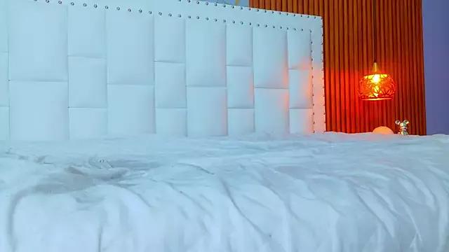 kinkylittlegirll on StripChat 