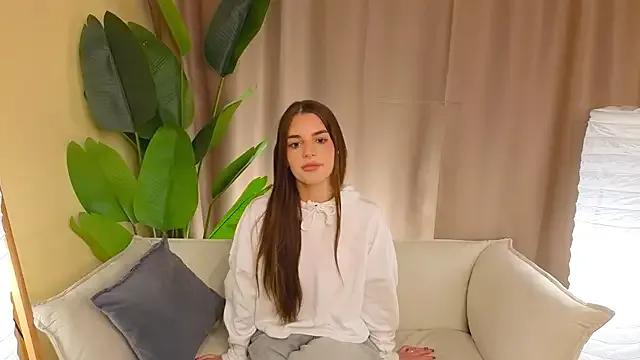 LauraHansil on StripChat