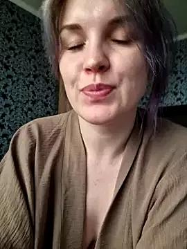 LazyTanukii on StripChat