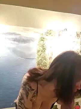 LazyTanukii on StripChat