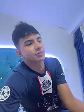 Leonarrrd_01 on StripChat