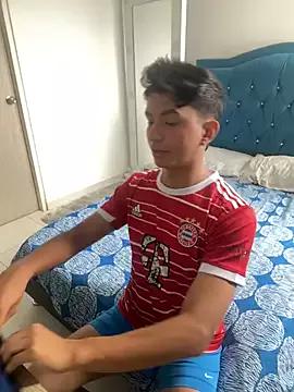 Leonarrrd_01 on StripChat