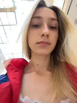 Lia__Love on StripChat