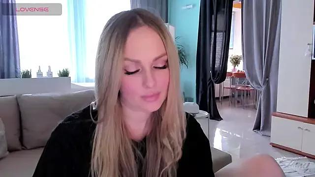 Libby_Nora on StripChat