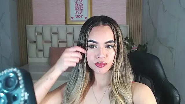 lilith4_s on StripChat