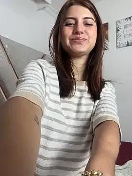 lilith_cut3 on StripChat