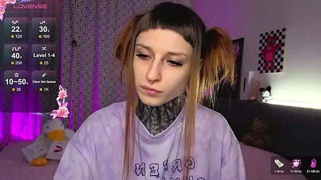 LilithPoison on StripChat