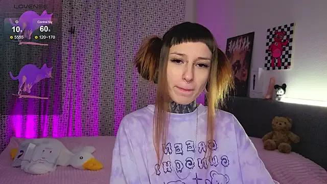 LilithPoison on StripChat