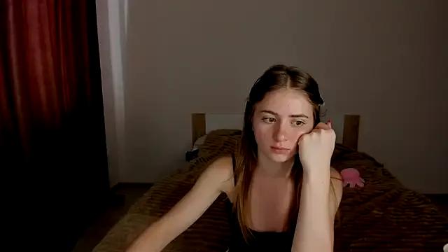 LilyHaart on StripChat 