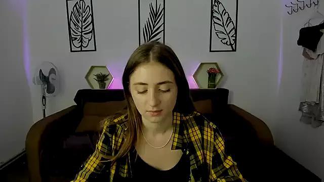 LilyHaart on StripChat 